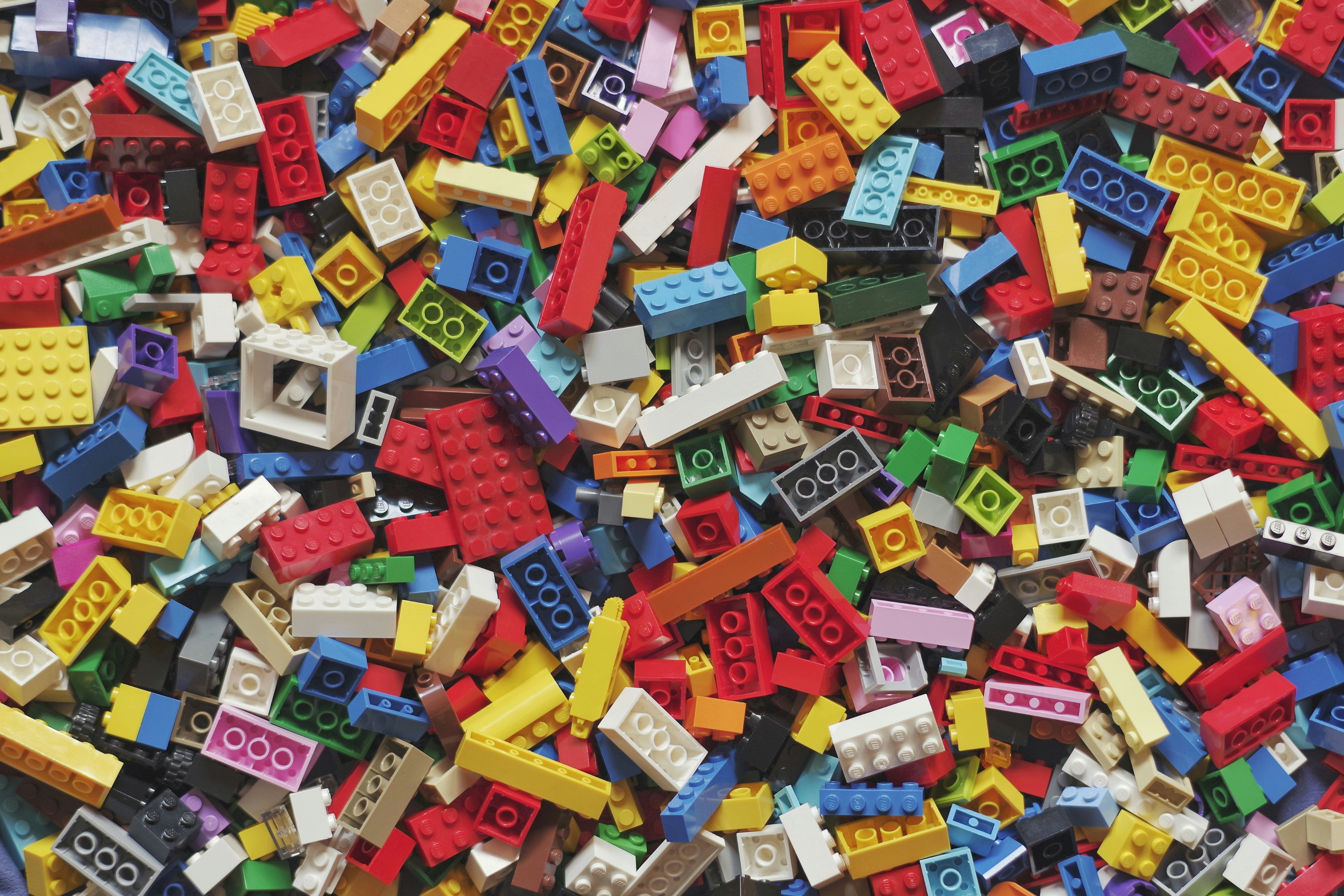Exhibit 01 — Plastic waste accumulation